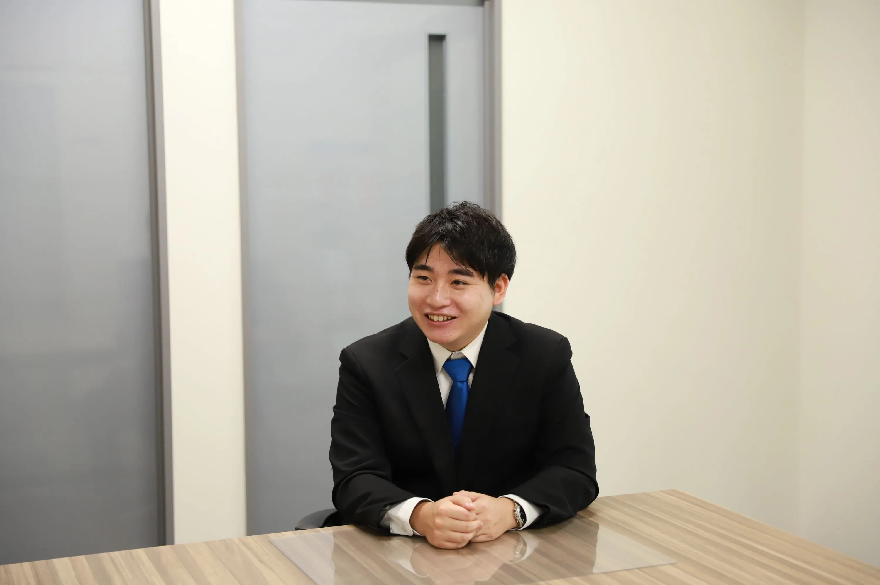 服部さん 仕事風景