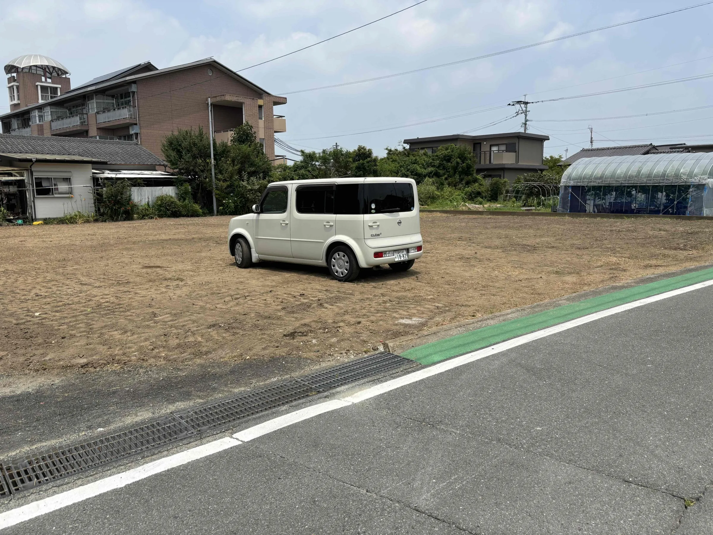 売地
