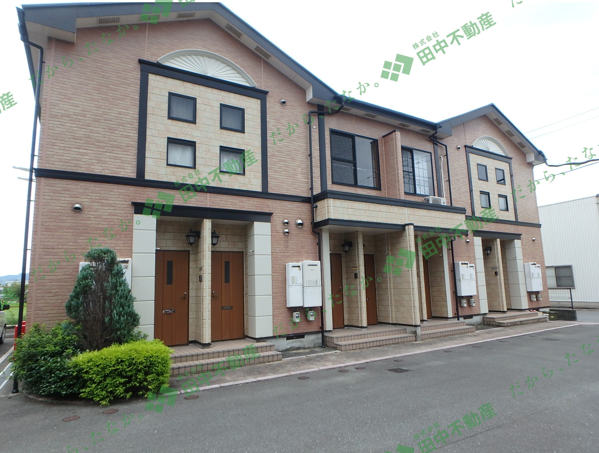 ボンヌ・シャンス二番館203