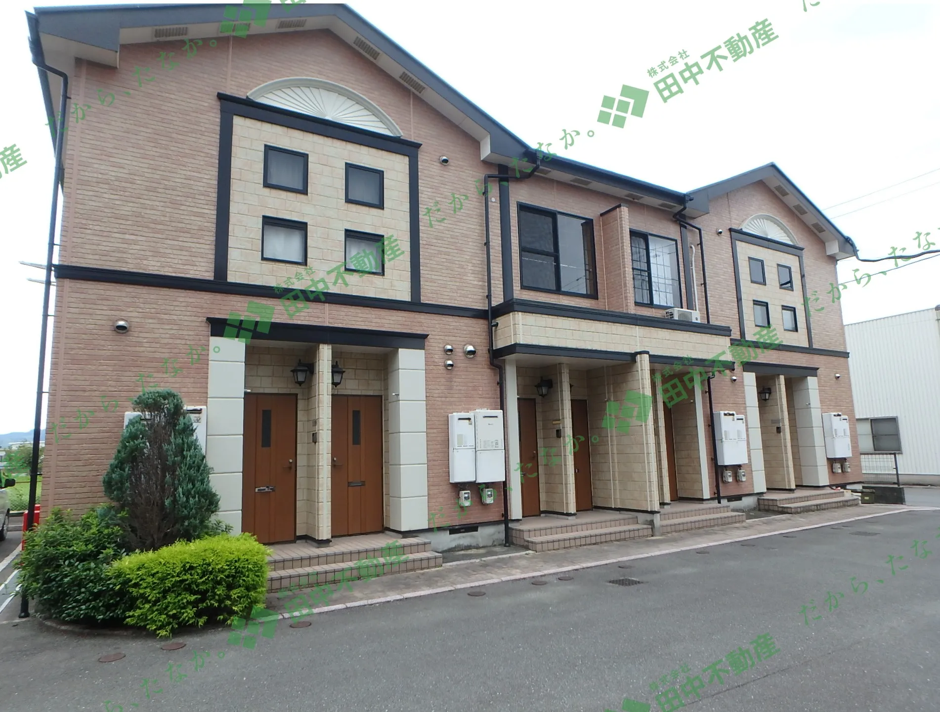 ボンヌ・シャンス二番館204