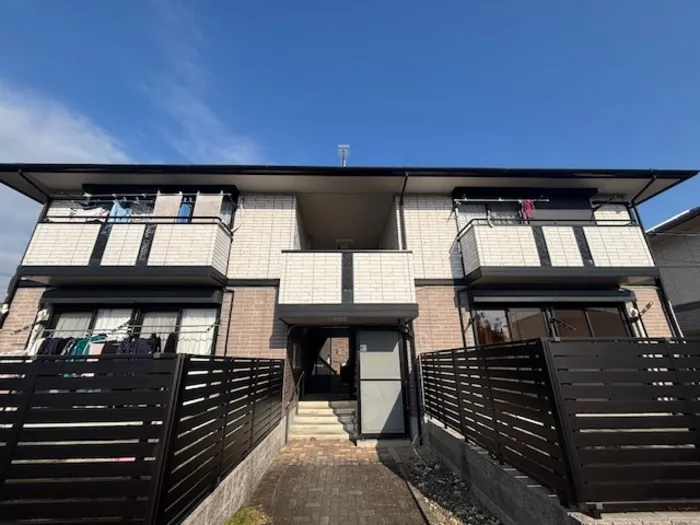 アムール・シャトーA棟102