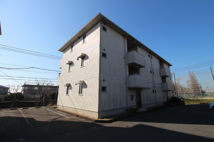 グランドールB棟201