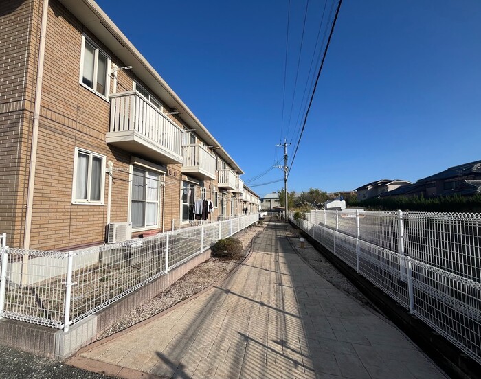 グランモアシティB棟207