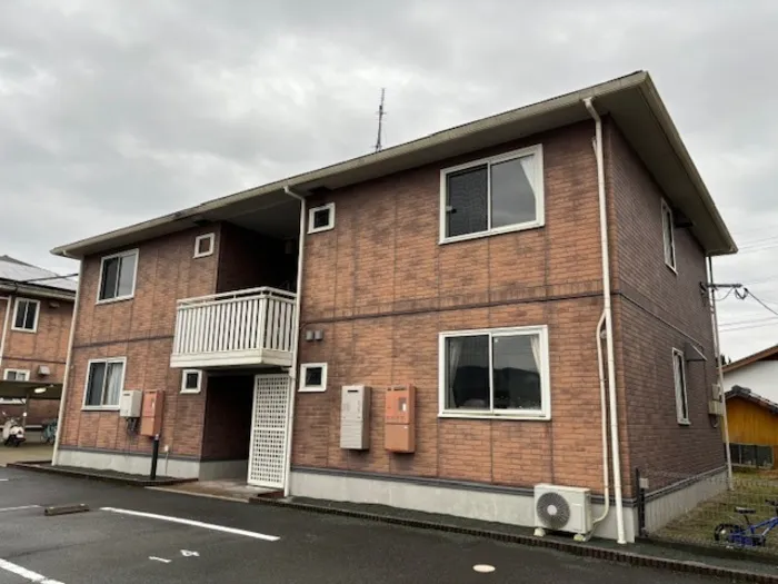 クレセントコートC棟206